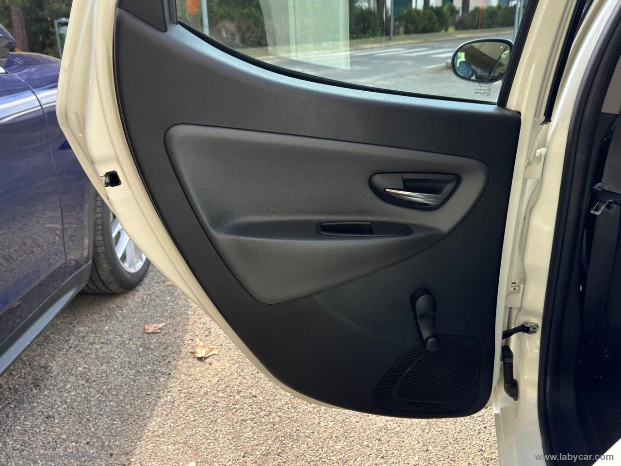 LANCIA Ypsilon 1.2 69 CV 5p. GPL Ecochic GOLD !!!!!UNICO PROPIETARIO!!!!!!