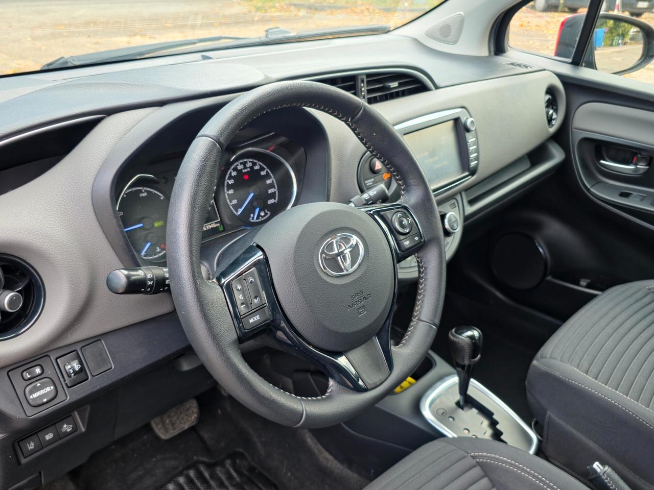 Toyota Yaris 1.5 Hybrid 5 porte Business E6 Automatico NEO 2018