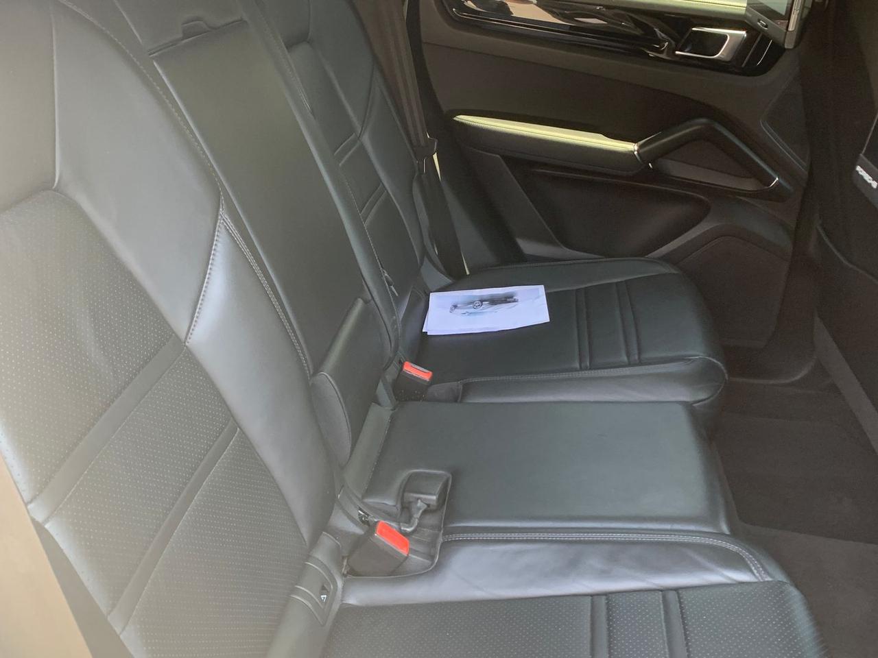 Porsche Cayenne 3.0 E-Hybrid #6321