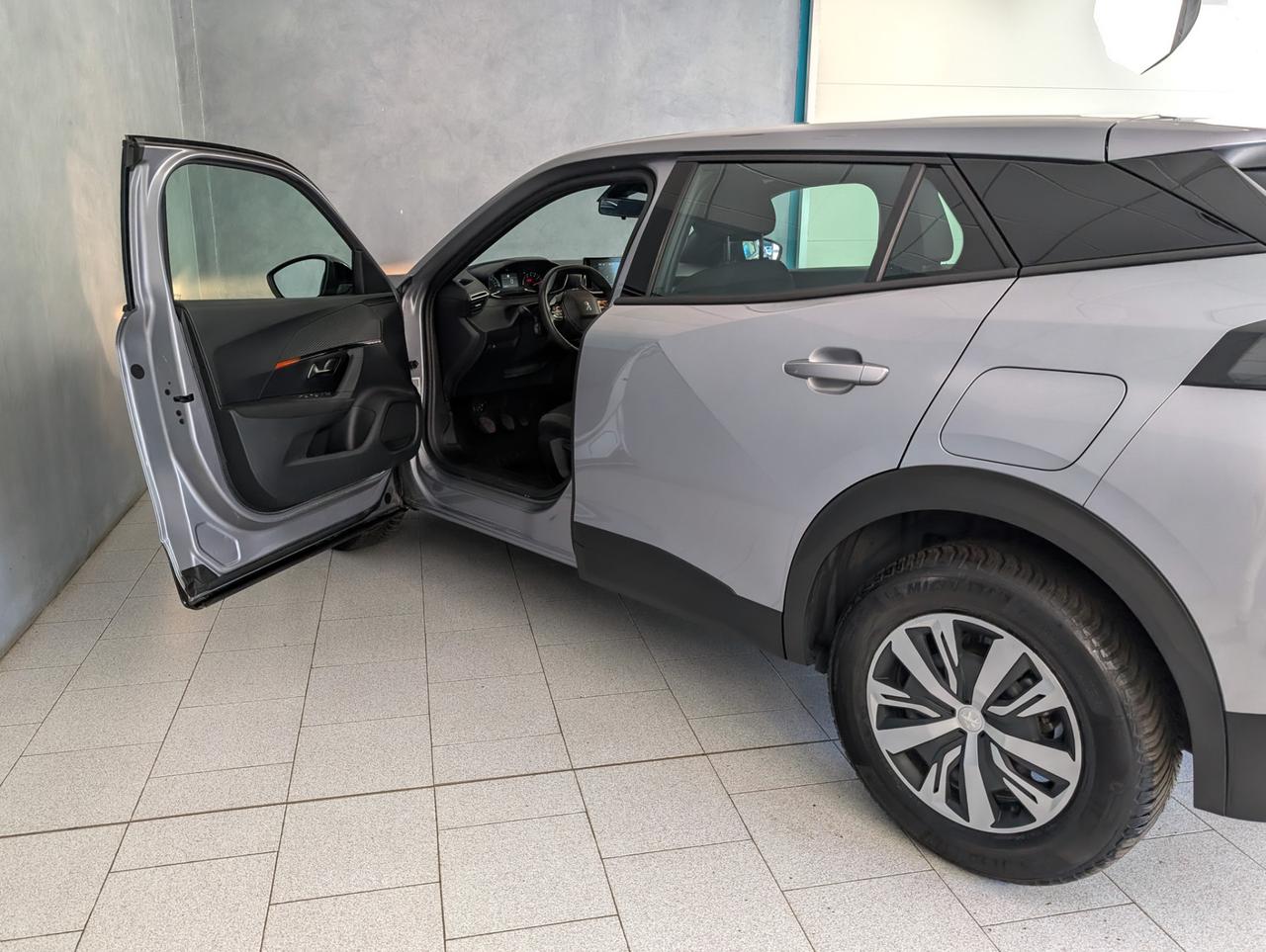 Peugeot 2008 1.2 puretech 100cv Active Pack