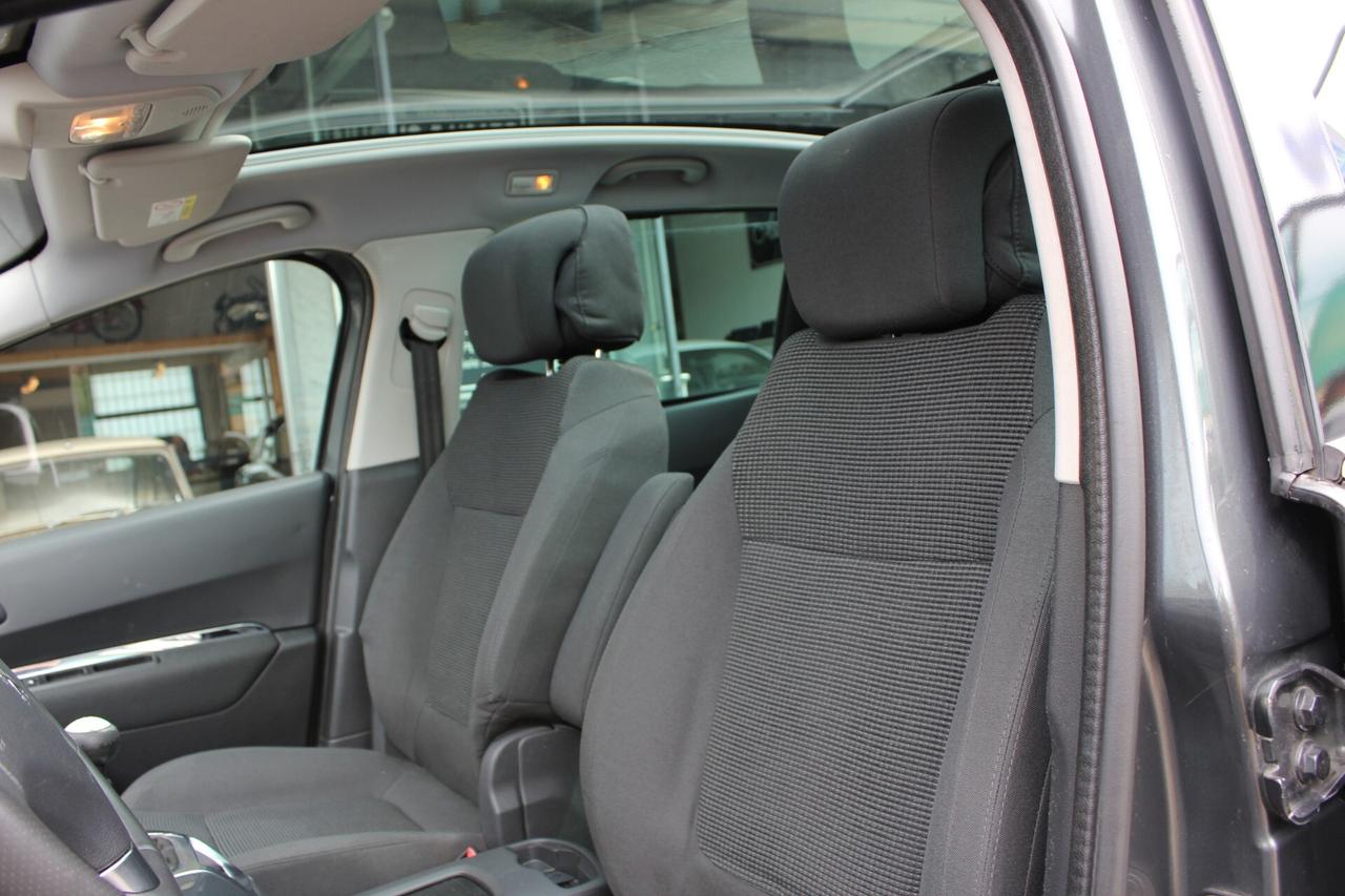 Peugeot 5008 1.6 HDi 115CV Active Mix TETTO PANORAMICO SENSORI