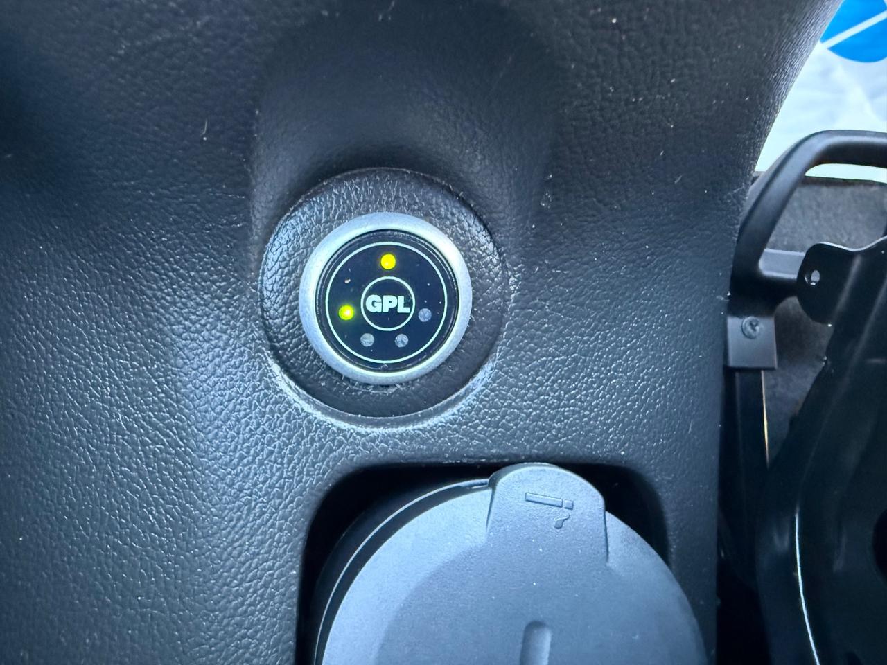 Chevrolet Cruze 1.8 Benzina/Gpl - Neopatentati