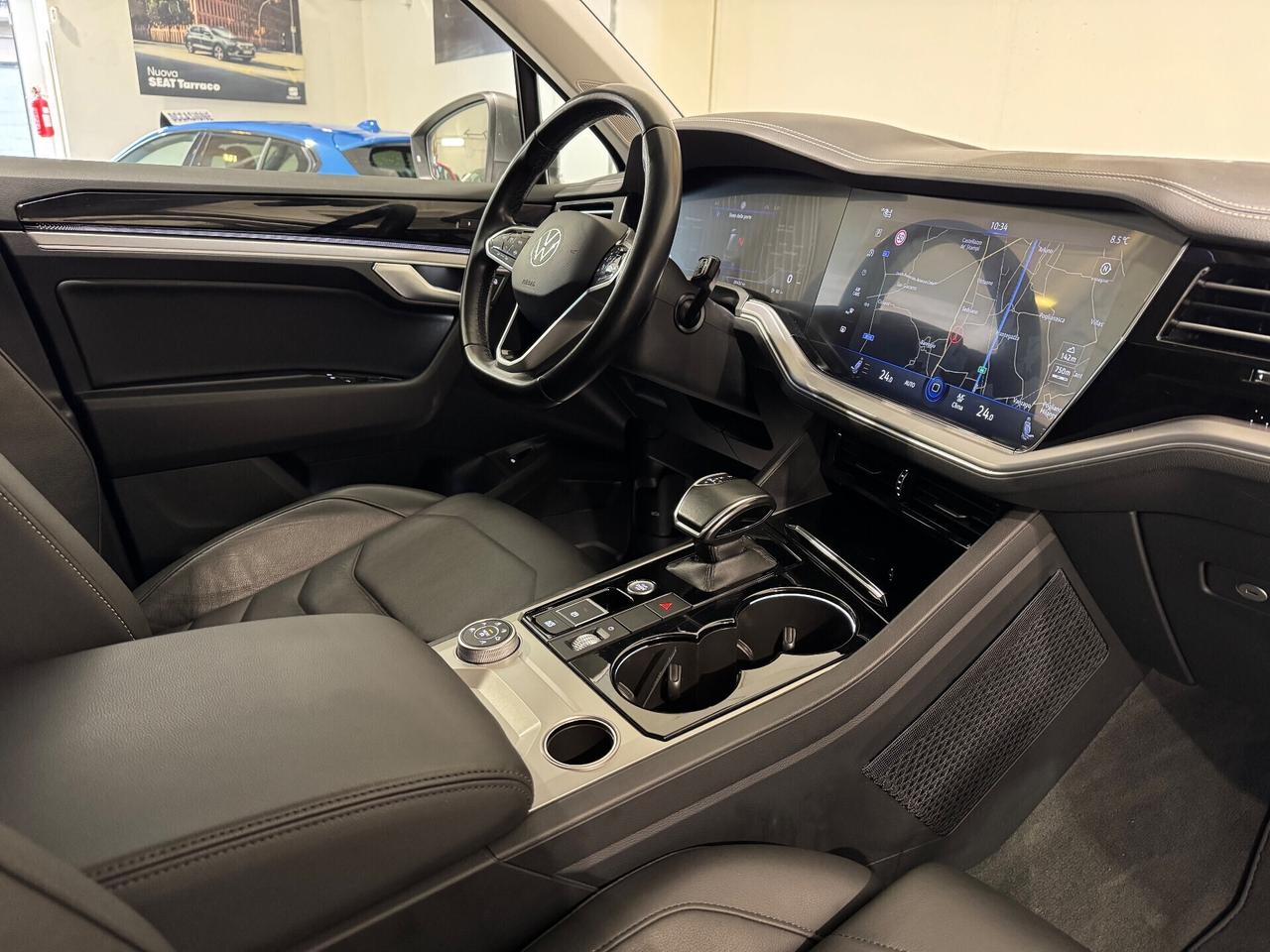 Volkswagen Touareg 3.0 V6 TDI SCR Atmosphere