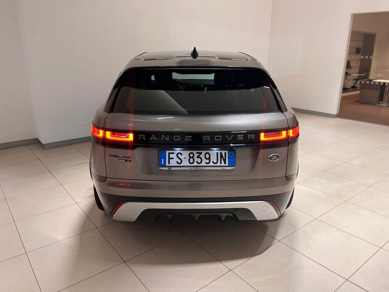 Land Rover Range Rover Velar 2.0D 240 CV R-Dynamic S *super accessoriata!*