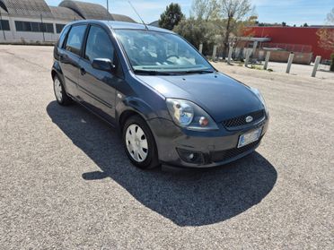 Ford Fiesta 1.6 TDCi 5p. Ghia OK NEOPATENTATI
