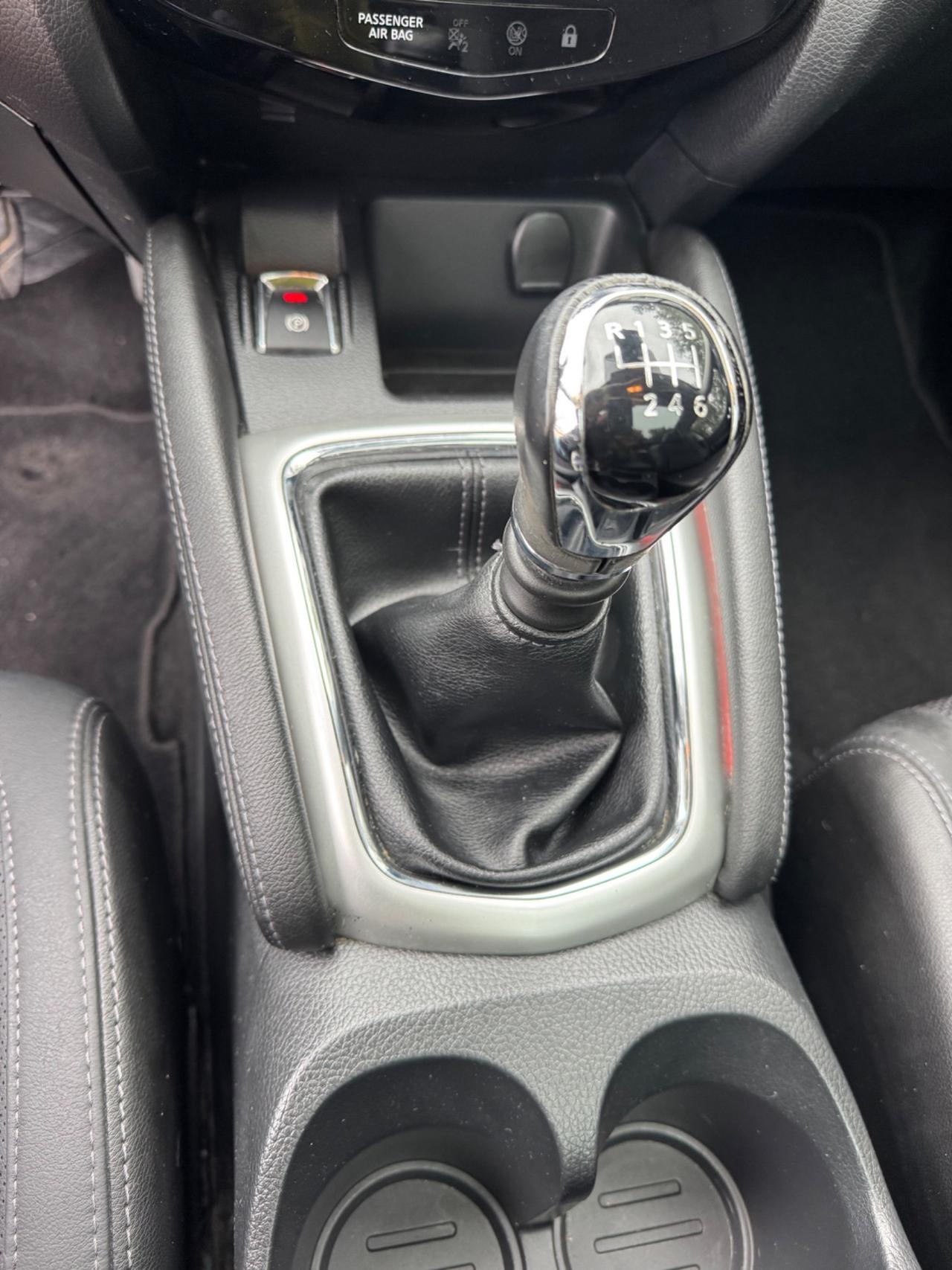 Nissan Qashqai 1.5 dCi DPF Tekna Tetto Panoramico