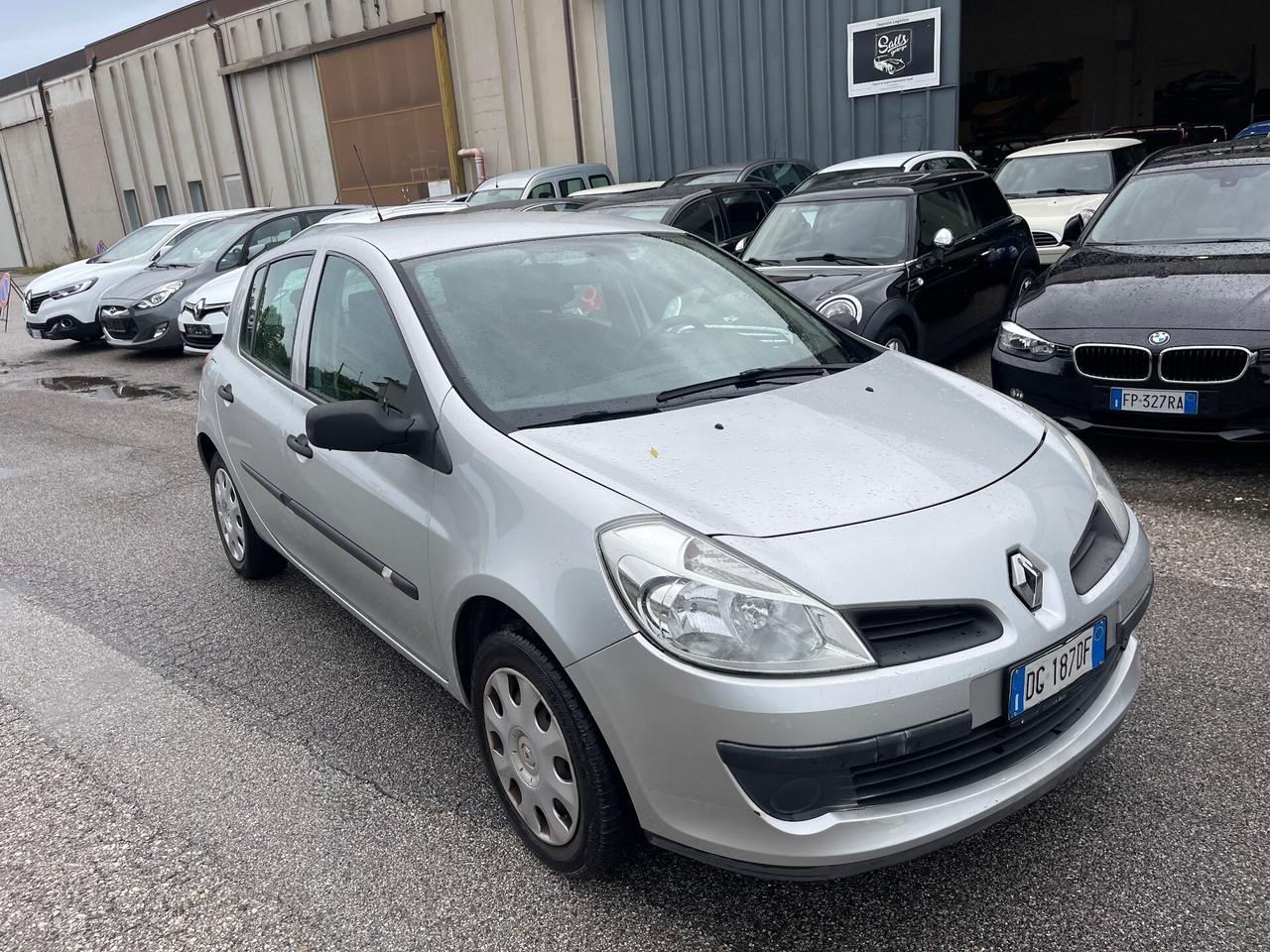 Renault Clio 1.2 NEOPATENTATI