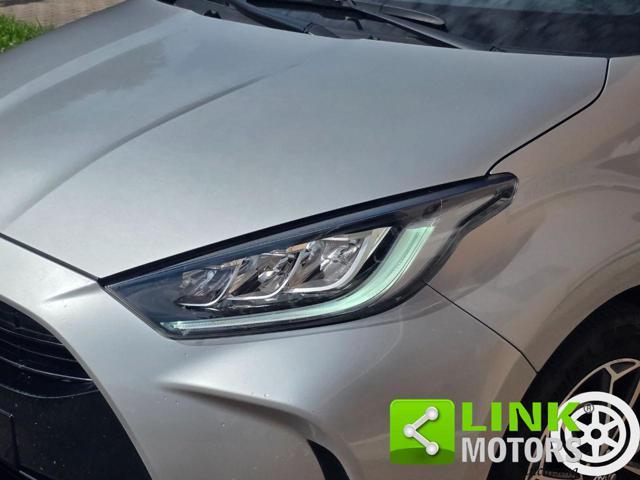 TOYOTA Yaris 1.5 Hybrid CVT Trend