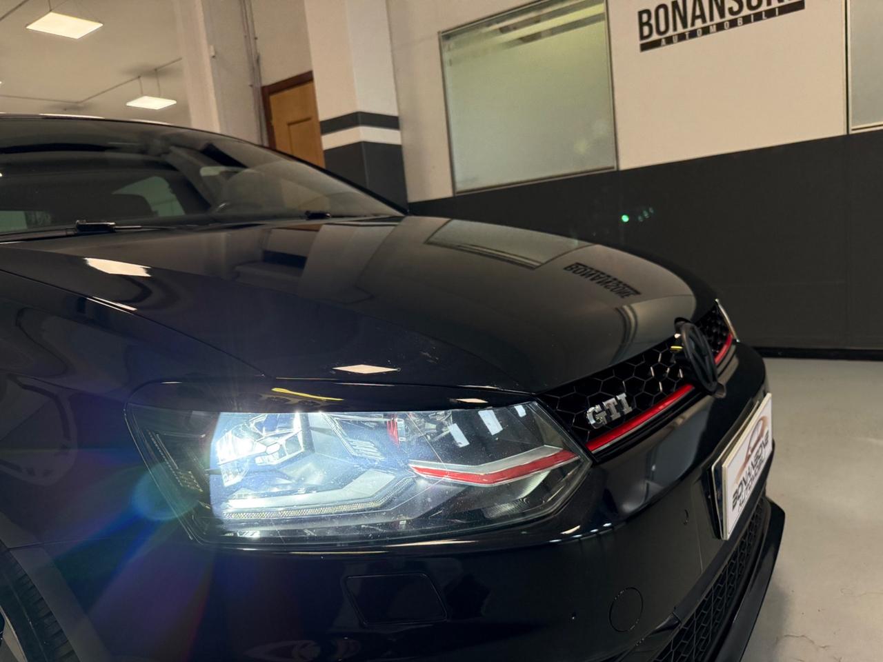 Volkswagen Polo GTI 1.8 192cv 5p. DSG