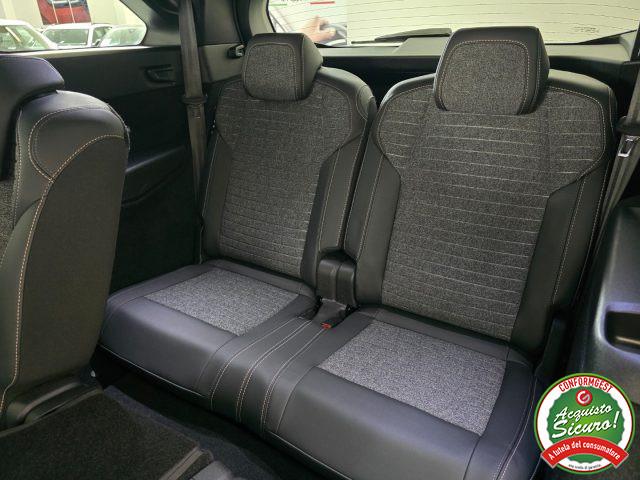 PEUGEOT 5008 Hybrid 145 e-DCS6 Allure