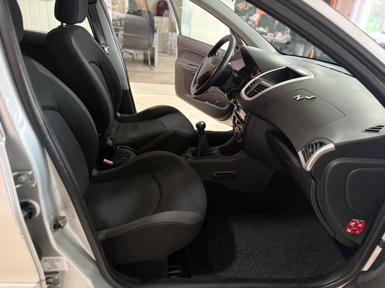 Peugeot 207 1.2 57 CV 5p. GPL