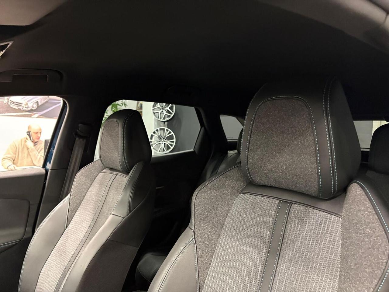 Peugeot 3008 II 1.6 hybrid phev Allure Pack 180cv e-eat8