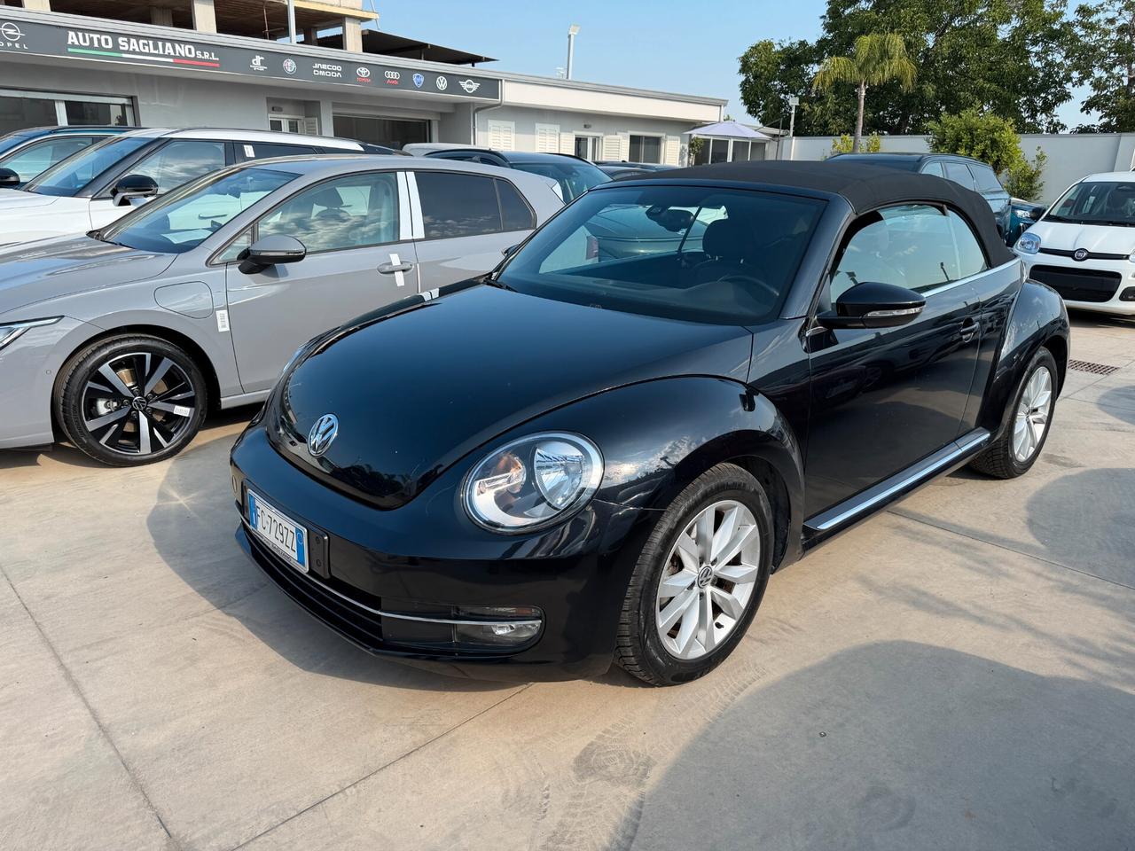 Volkswagen Maggiolino Cabrio 1.6 TDI Design