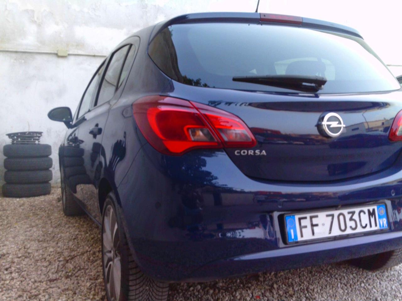Opel Corsa 1.4 90CV GPL Tech 5 porte Cosmo