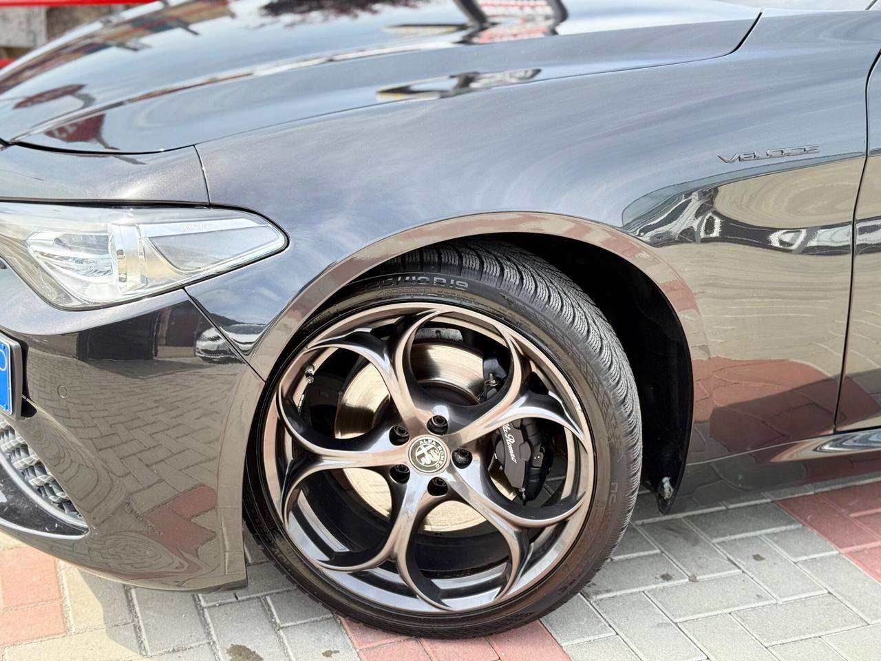 Alfa Romeo Giulia 2.2 210CV AT8 AWD Q4 Veloce
