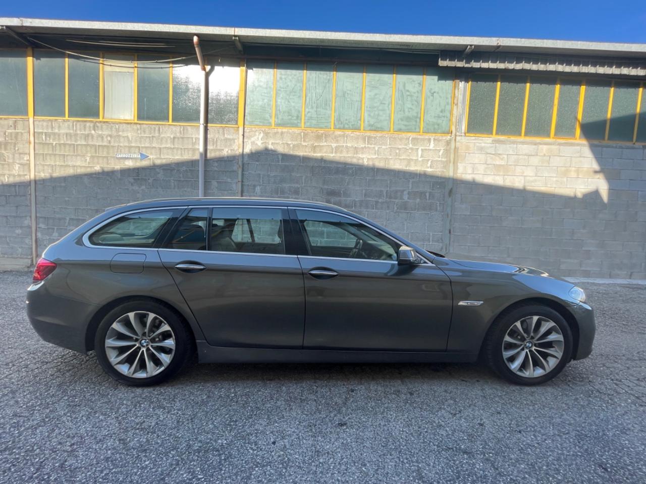 Bmw 520 520d xDrive Touring Luxury NAVI TETTO