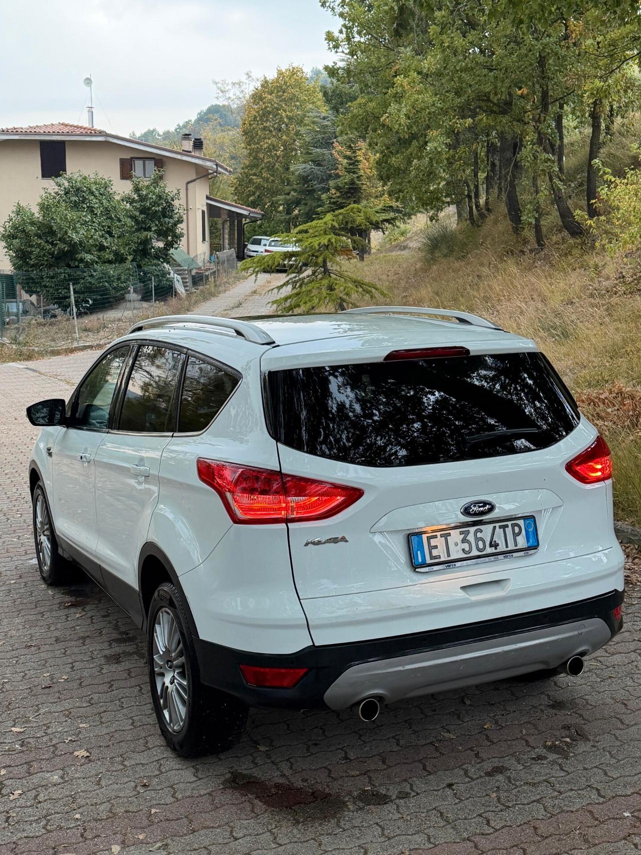 Ford Kuga 2.0 TDCI 163 CV 4WD Powershift Titanium
