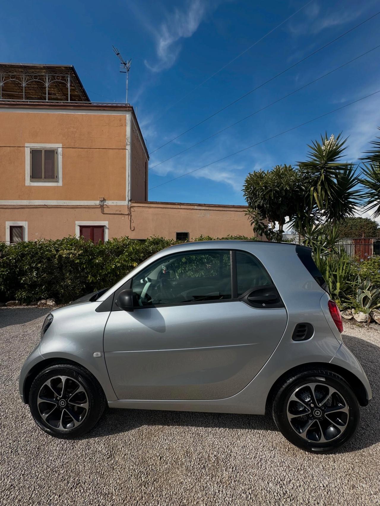Smart ForTwo 70 1.0 Youngster