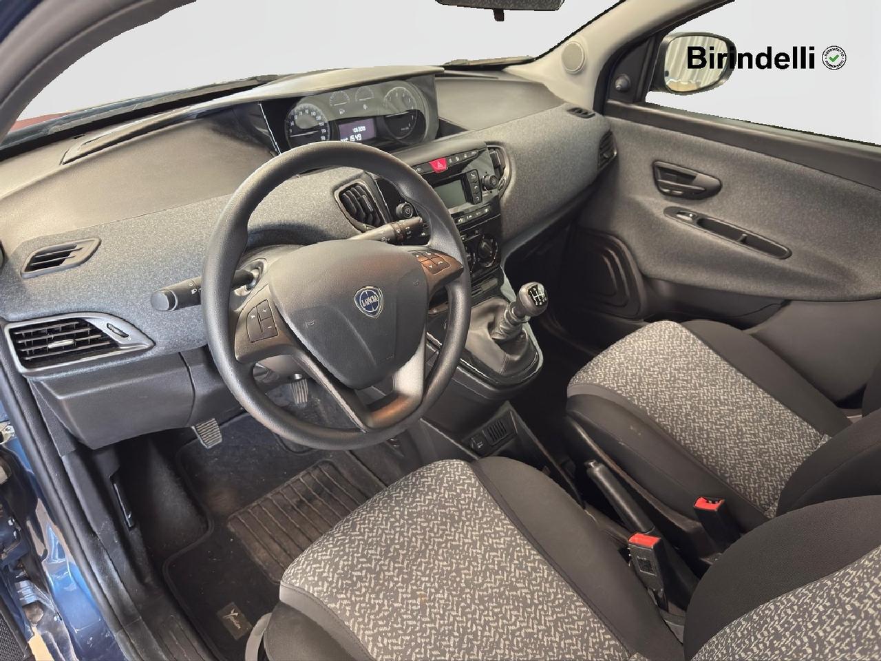 LANCIA Ypsilon 3ª serie - Ypsilon 1.0 FireFly 5 porte S&S Hybrid Silver