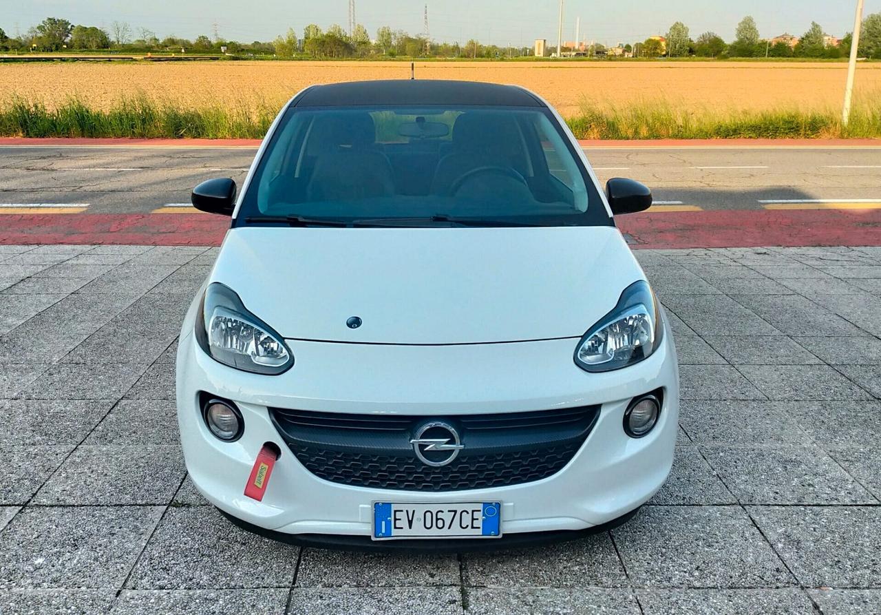 Opel Adam 1.2 70 CV bicolor
