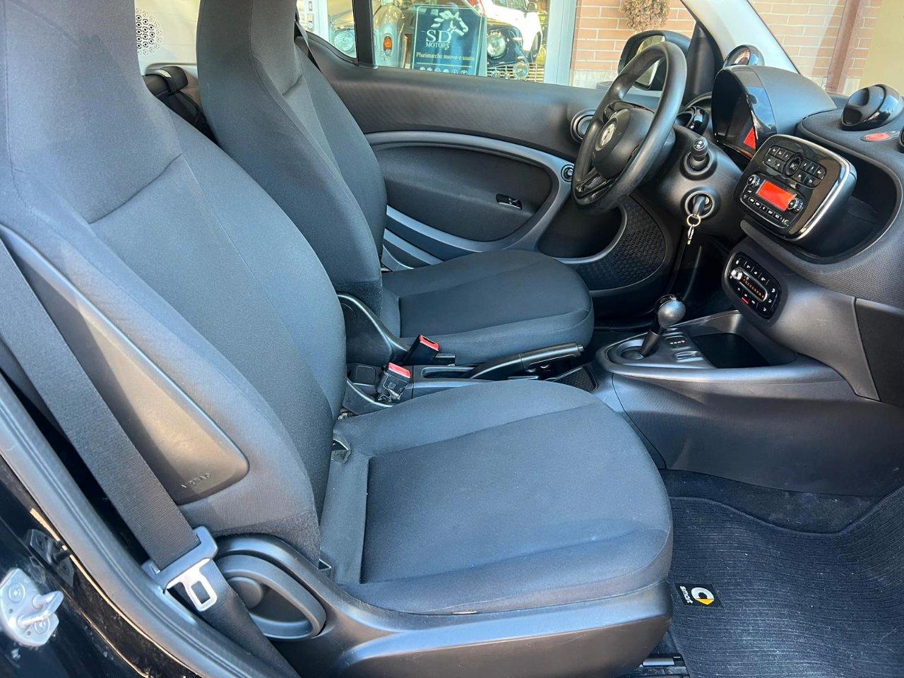 Smart fortwo eq Pure 4,6kW *Promo SD 2026*