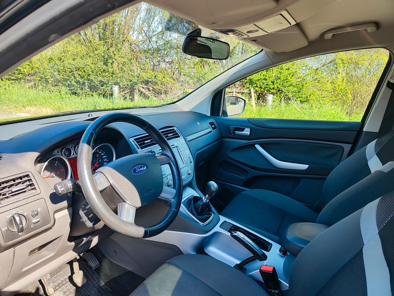 Ford Kuga 2.0 TDCi 140.000 km