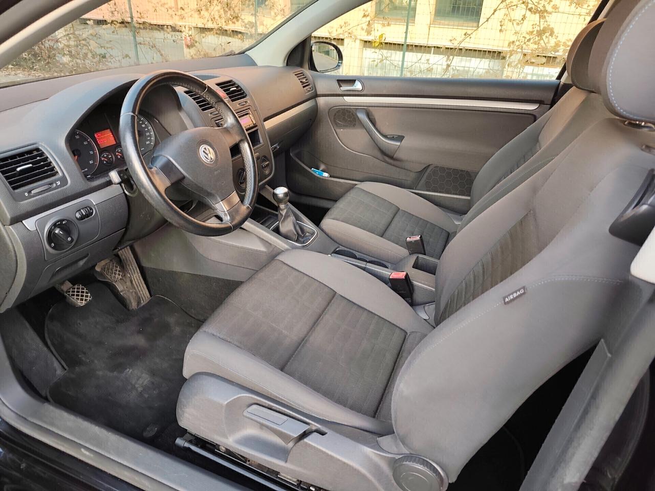 Volkswagen Golf 5 1.6 Benz 1 proprietario