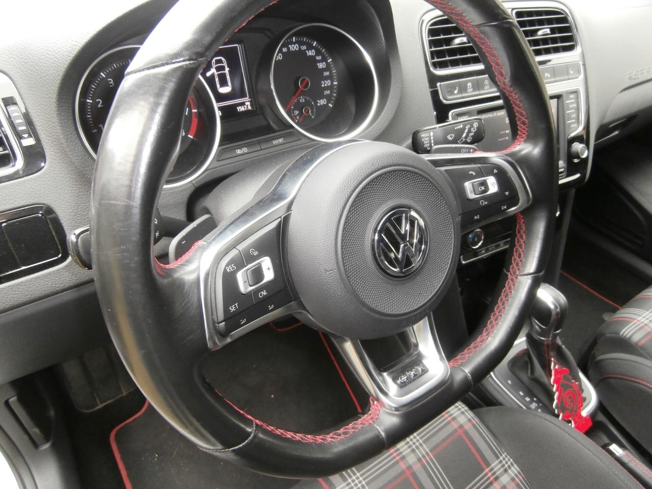 Volkswagen Polo GTI 1.8 5p. DSG 300CV