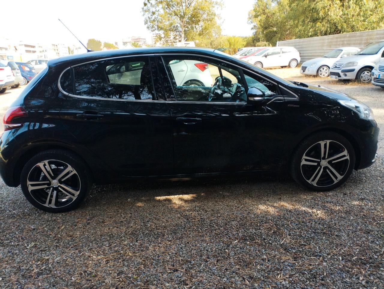 Peugeot 208 BlueHDi 120 S&S 5 porte GT Line