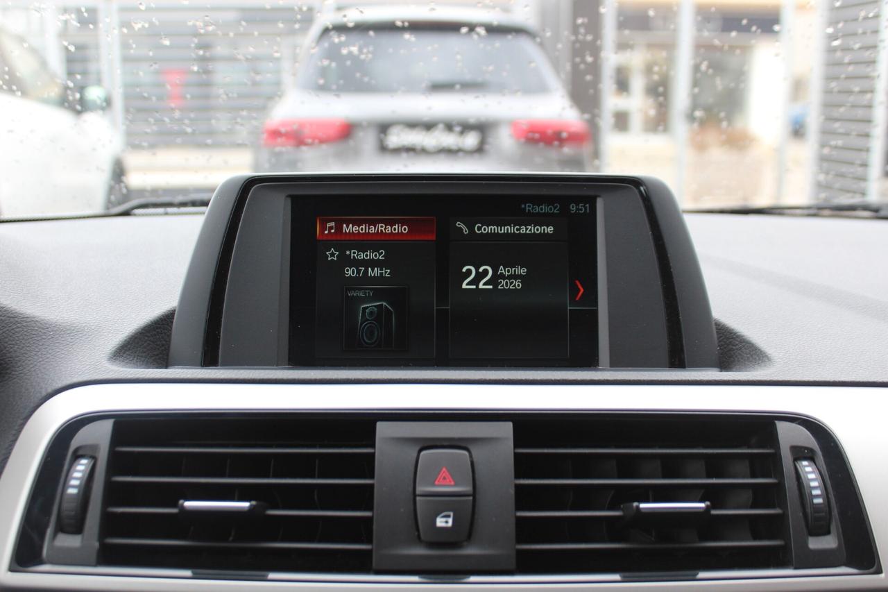 Bmw 116 116d 5p. Advantage