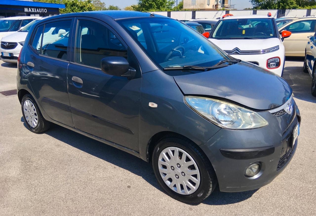 Hyundai i10 GPL LEGGI ANNUNCIO