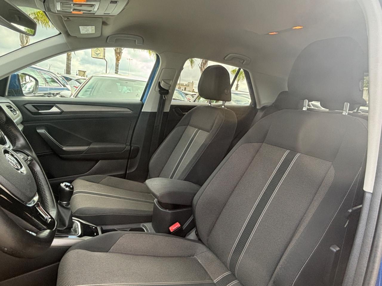 Volkswagen T-Roc 1.6 TDI - 2020 neopatentati-