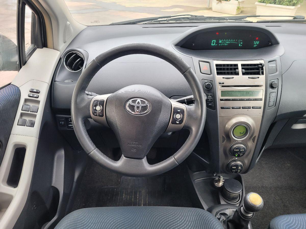 TOYOTA - Yaris - 1.3 5p. GPL