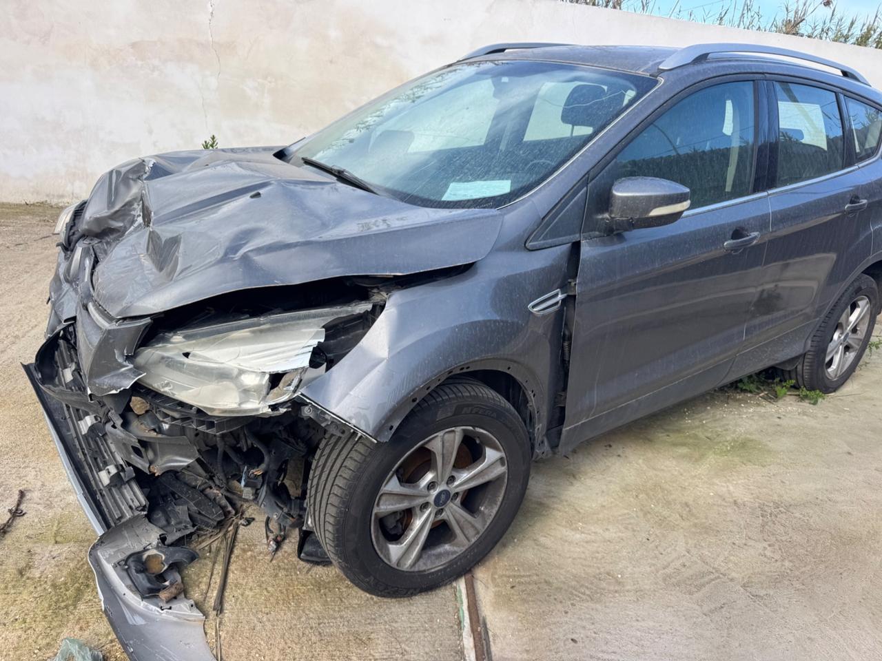 Ford Kuga Kuga+ 2.0 TDCi 140 CV 2WD DPF