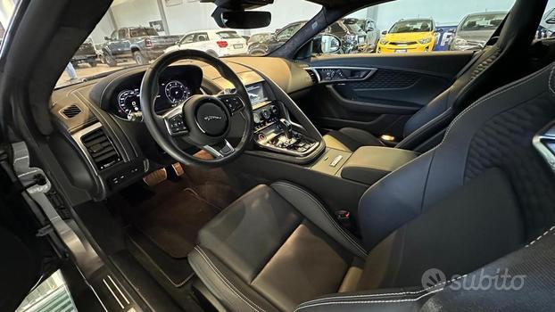 JAGUAR F-Type 5.0 V8 450 CV aut Coupé R-Dynamic