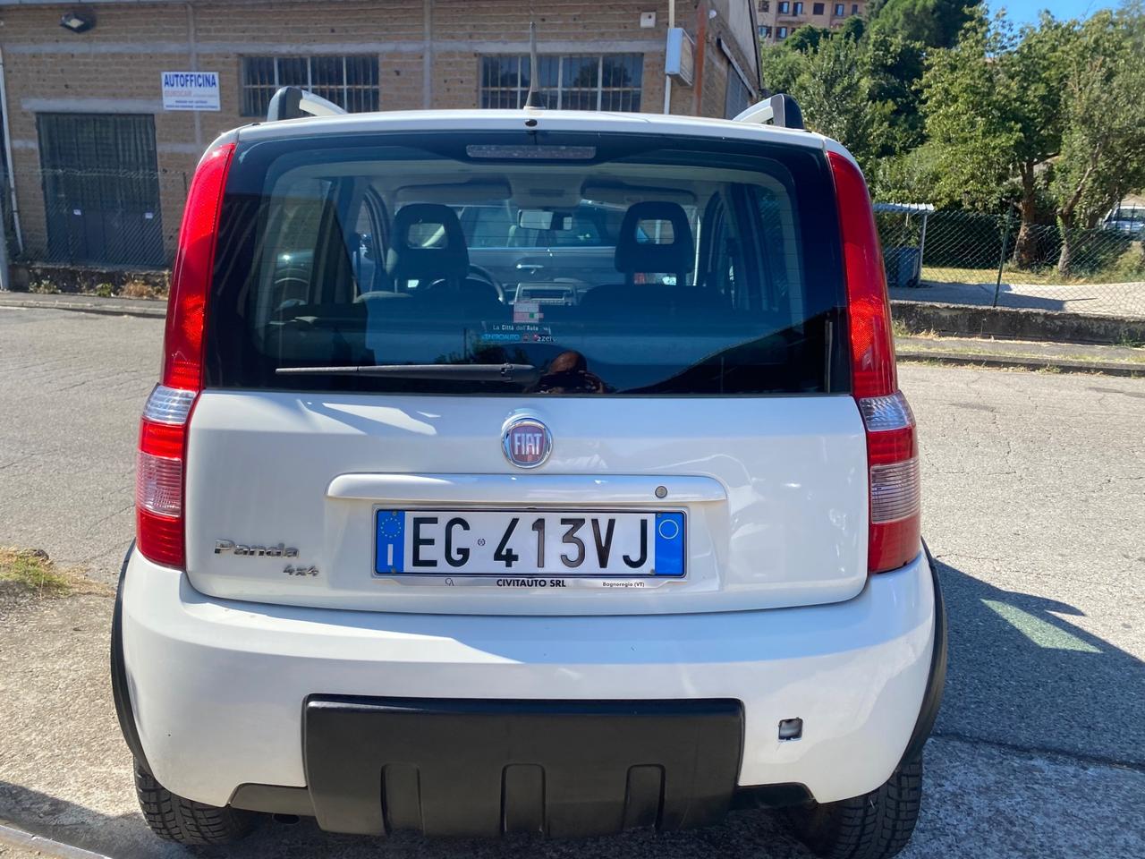 Fiat Panda 1.3 MJT 16V DPF 4x4 Climbing