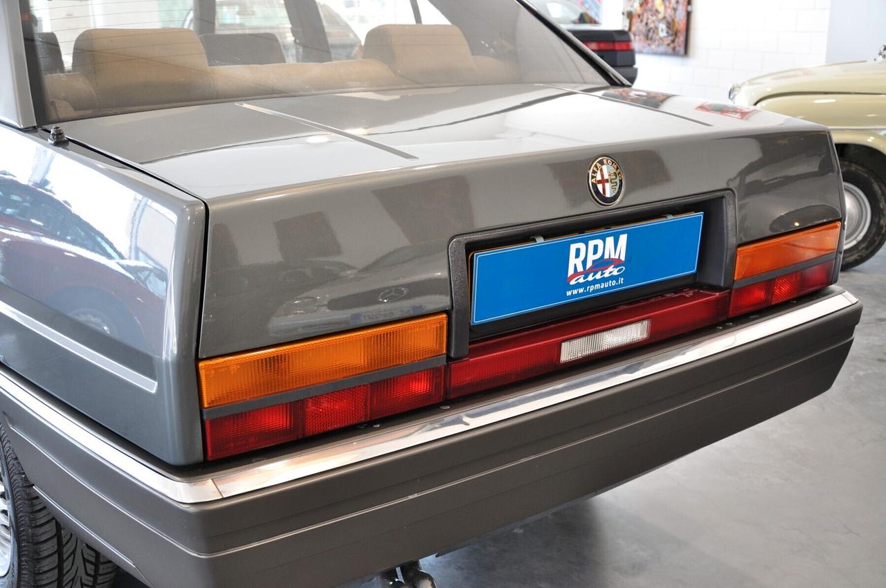 Alfa Romeo 90 2.5i V6 Quadrifoglio Oro