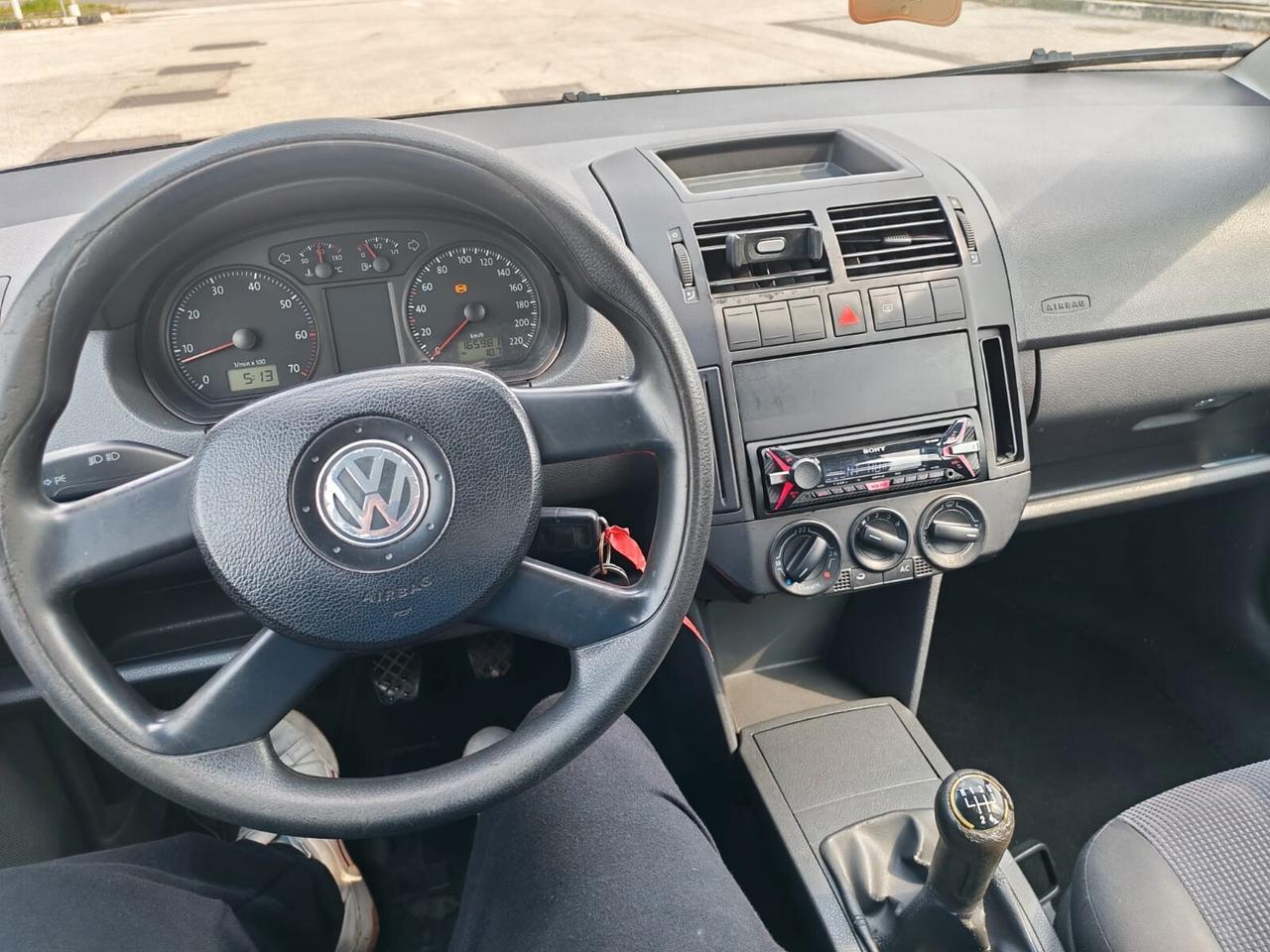 Volkswagen Polo 1.2/64CV 12V 5p. Trendline