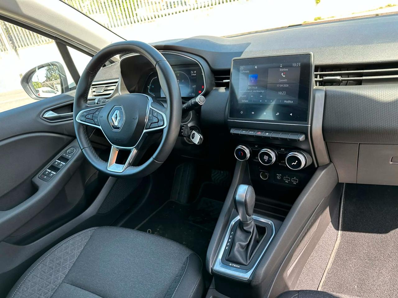 Renault Clio Full Hybrid E-Tech 140 CV 5 porte Intens