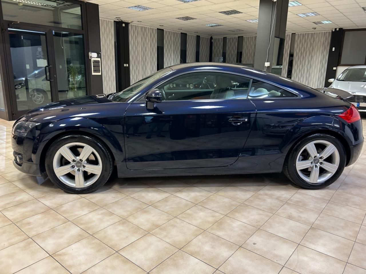 Audi TT - 2008 2.0 TFSI 200cv 121.000KM