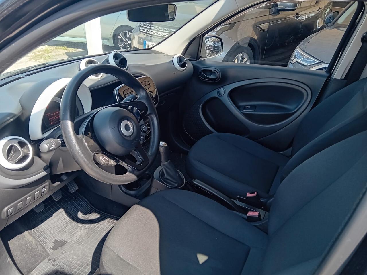 Smart ForFour 70 1.0 Youngster
