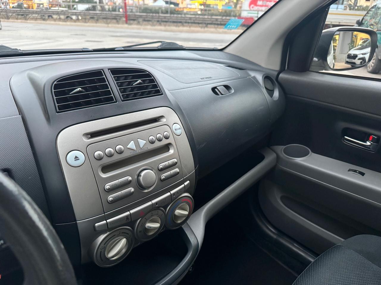 Subaru Justy 1.0 GPL