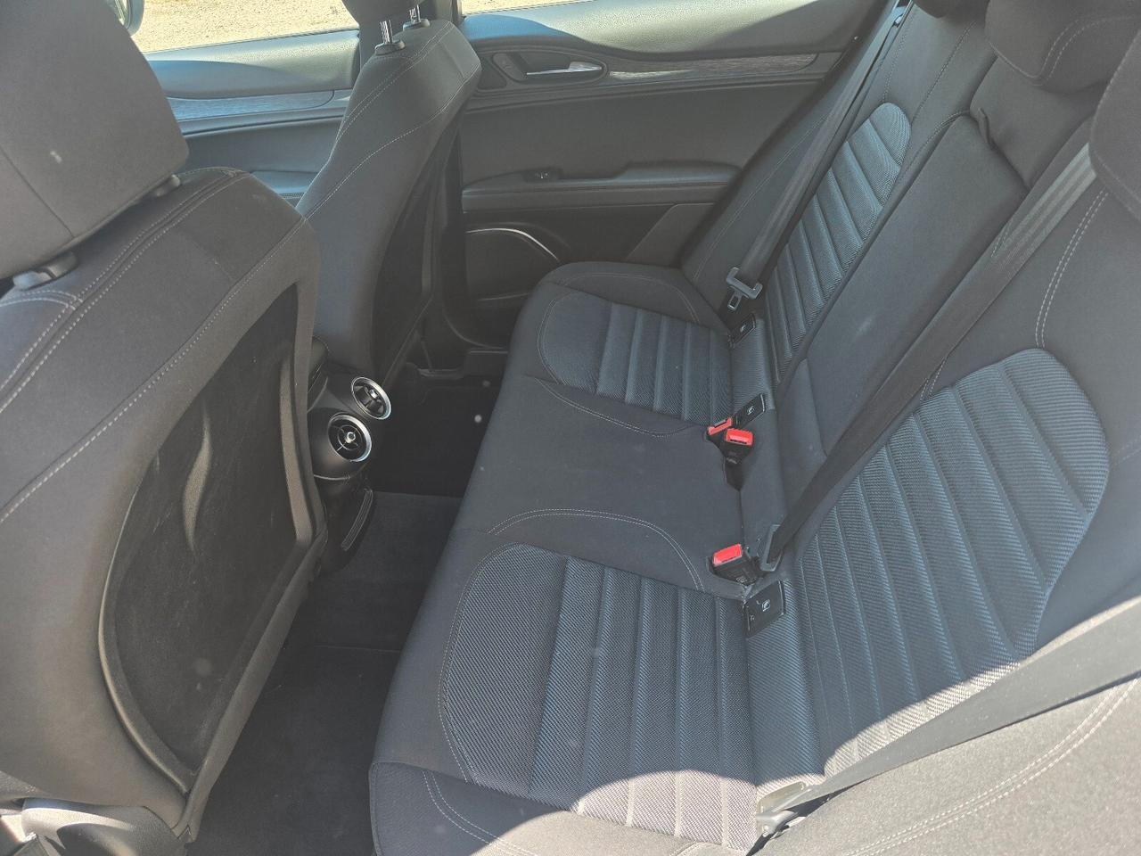 Alfa Romeo Stelvio 2.2 Turbodiesel 160 CV AT8 RWD Super Business