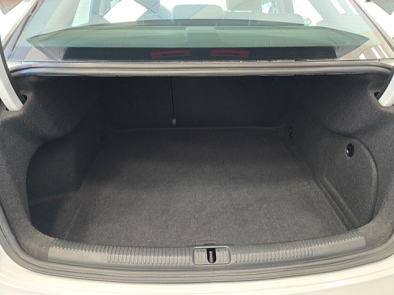 Audi A3 Sedan 1.6 TDI 110cv Ambition