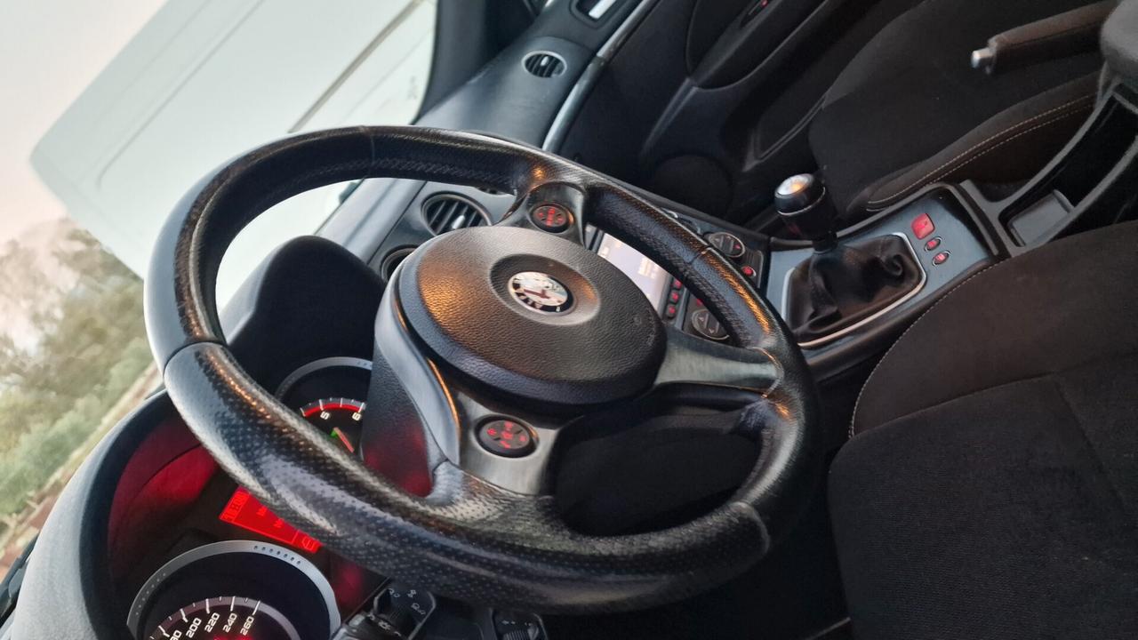 Alfa Romeo 159 2.0 JTDm 136 CV S.W Super - 2012