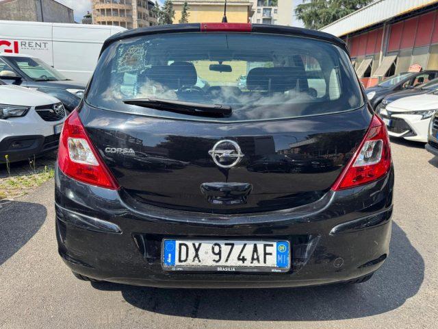 OPEL Corsa 1.2 5 porte Cosmo