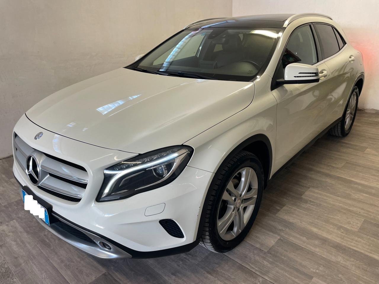 Mercedes-benz GLA 200 d Automatic 4Matic Premium Tetto Pelle