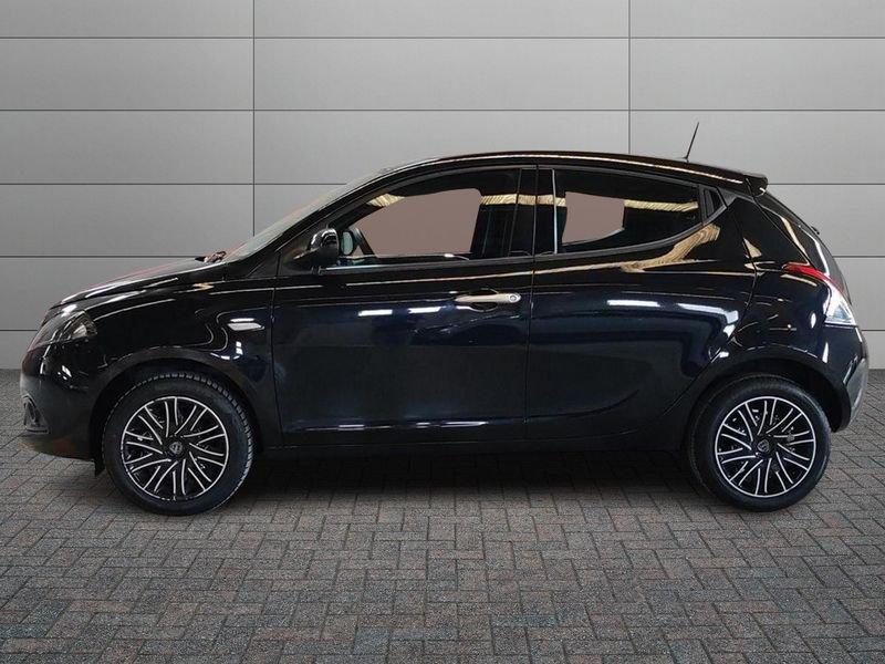 Lancia Ypsilon 1.0 FireFly 5 Posti 70cv Hybrid Gold