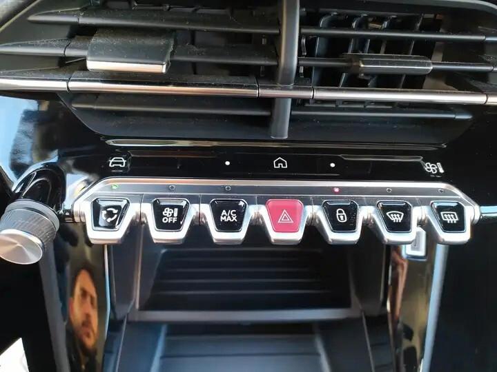 Peugeot 208 PureTech Active