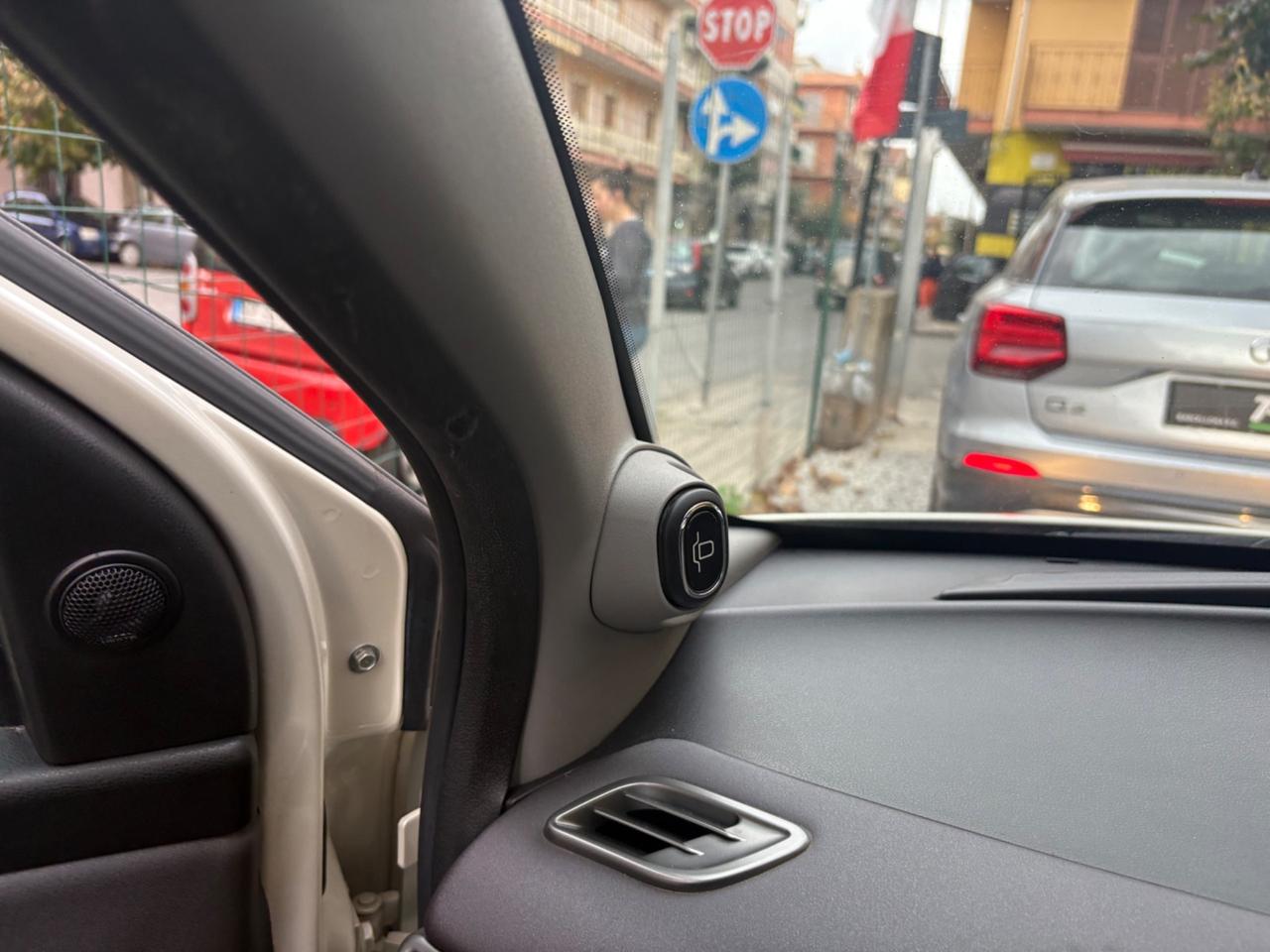 Lancia Ypsilon 1.3 MJT 16V 95 CV 5 porte S&S Silver